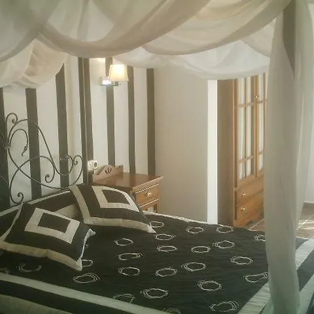 Hotel El Yedron